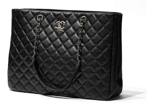 traditional classic chanel purse measurement|chanel classic shopping tote.